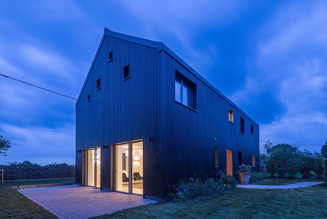 Simple yet stylish West Berkshire passive house 01